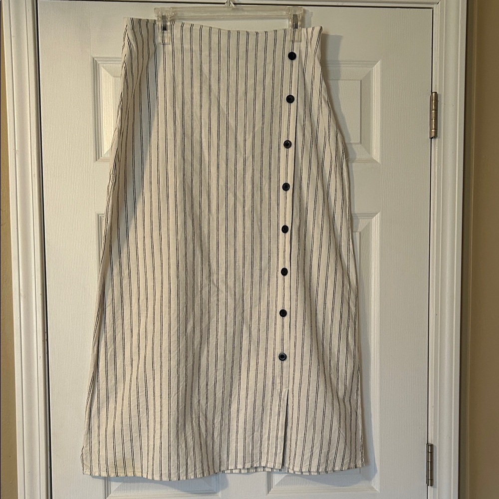 Christopher & Banks Cream and Black Striped A-Line Skirt